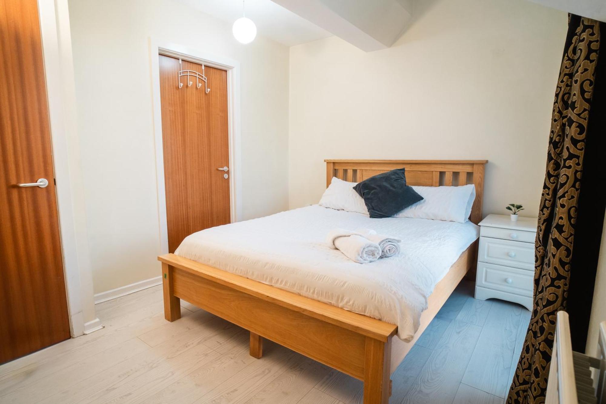 Central Duplex Apartment In Belfast City Centre Buitenkant foto