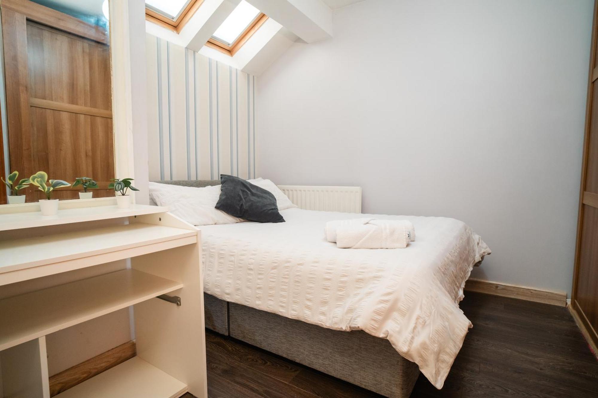Central Duplex Apartment In Belfast City Centre Buitenkant foto