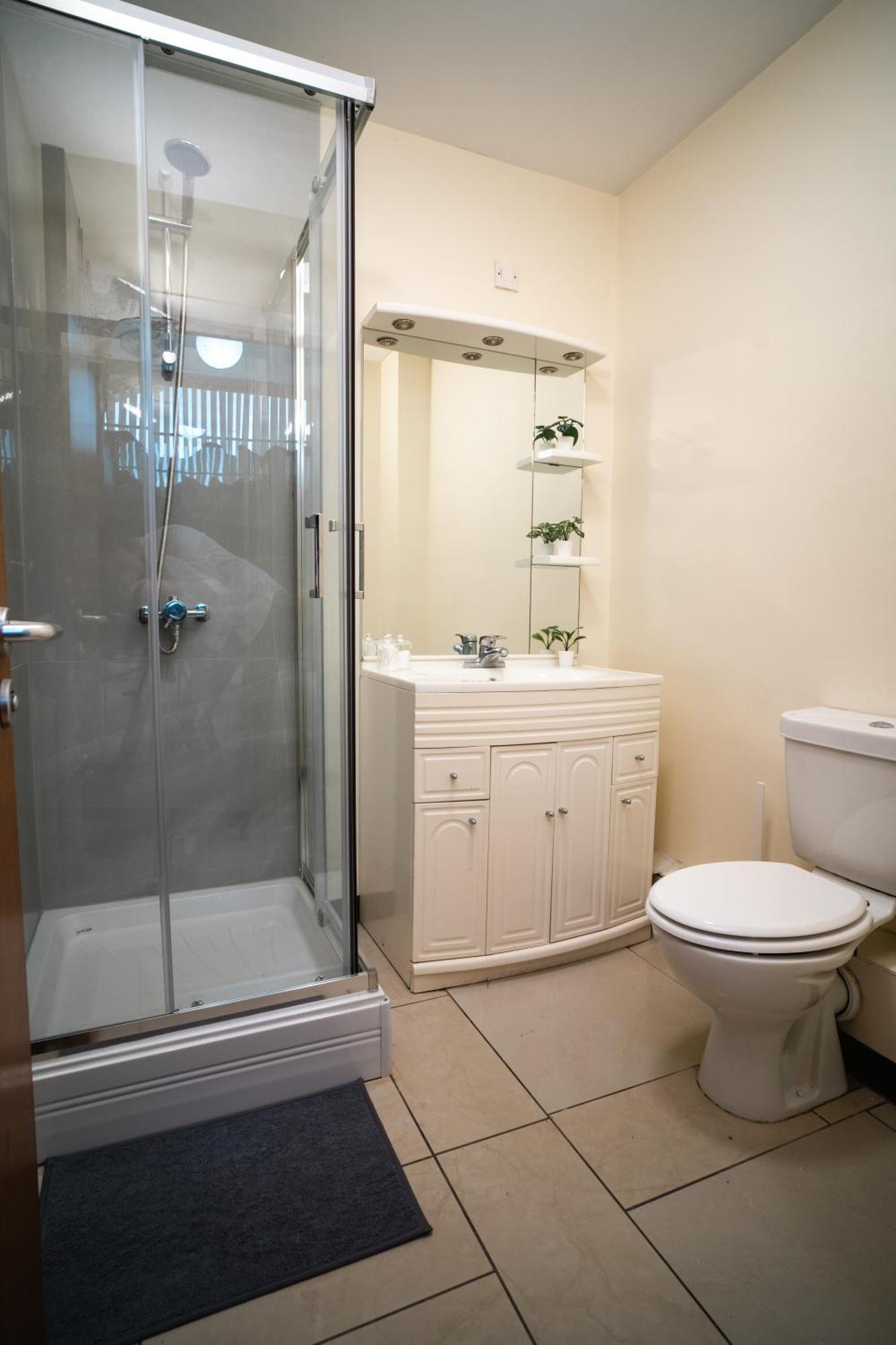 Central Duplex Apartment In Belfast City Centre Buitenkant foto